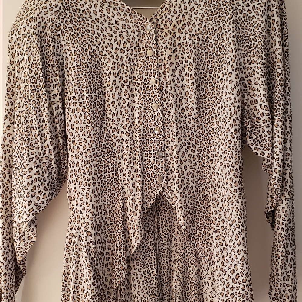 Leopard top with skirt.. size M